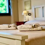 Cuore Della Valle 4* تْشيفالو