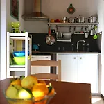 Cuore Della Valle 아파트호텔 체팔루