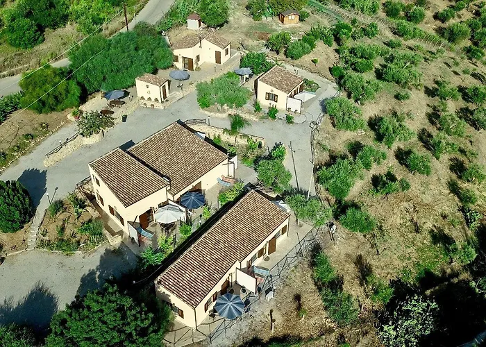 Cuore Della Valle Aparthotel Cefalù