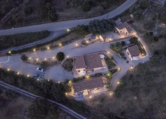 Aparthotel Cuore Della Valle 4*